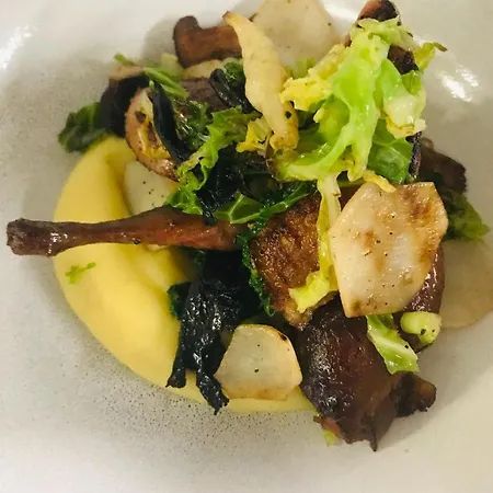 Internos فندق 2*