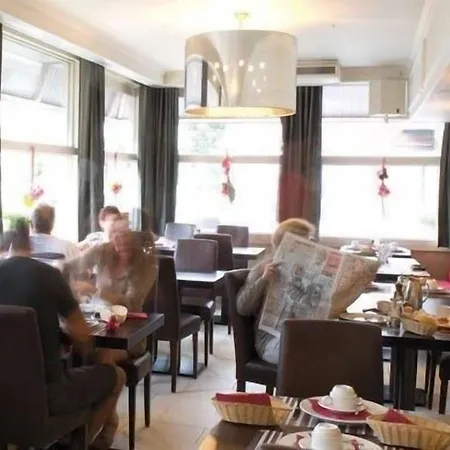 Internos فندق 2*